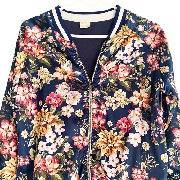 Zara Girls Navy Floral Satin Bomber Jacket [US 11/12] - Picture 10 of 11